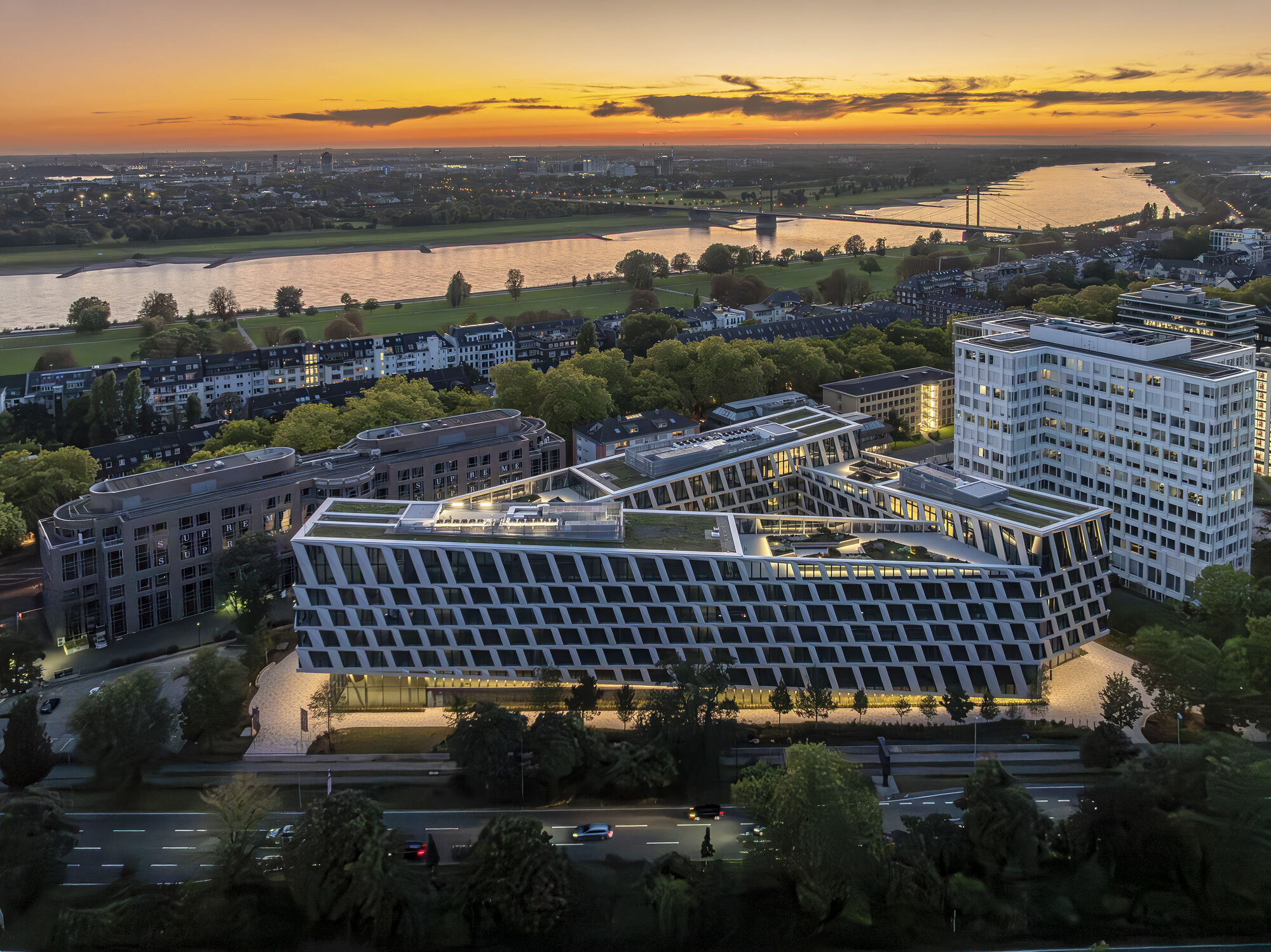 momeni_group one_paza front_building